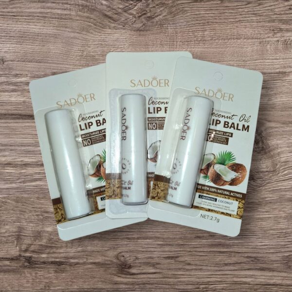 Sadoer Nourishing Coconut Oil Lip Balm